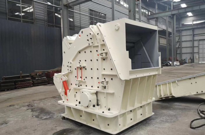 基建先鋒-砂石破碎機